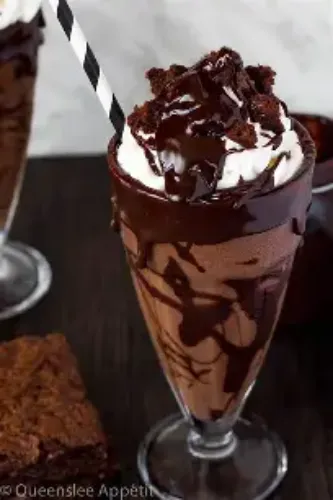 Vanilla brownie shake